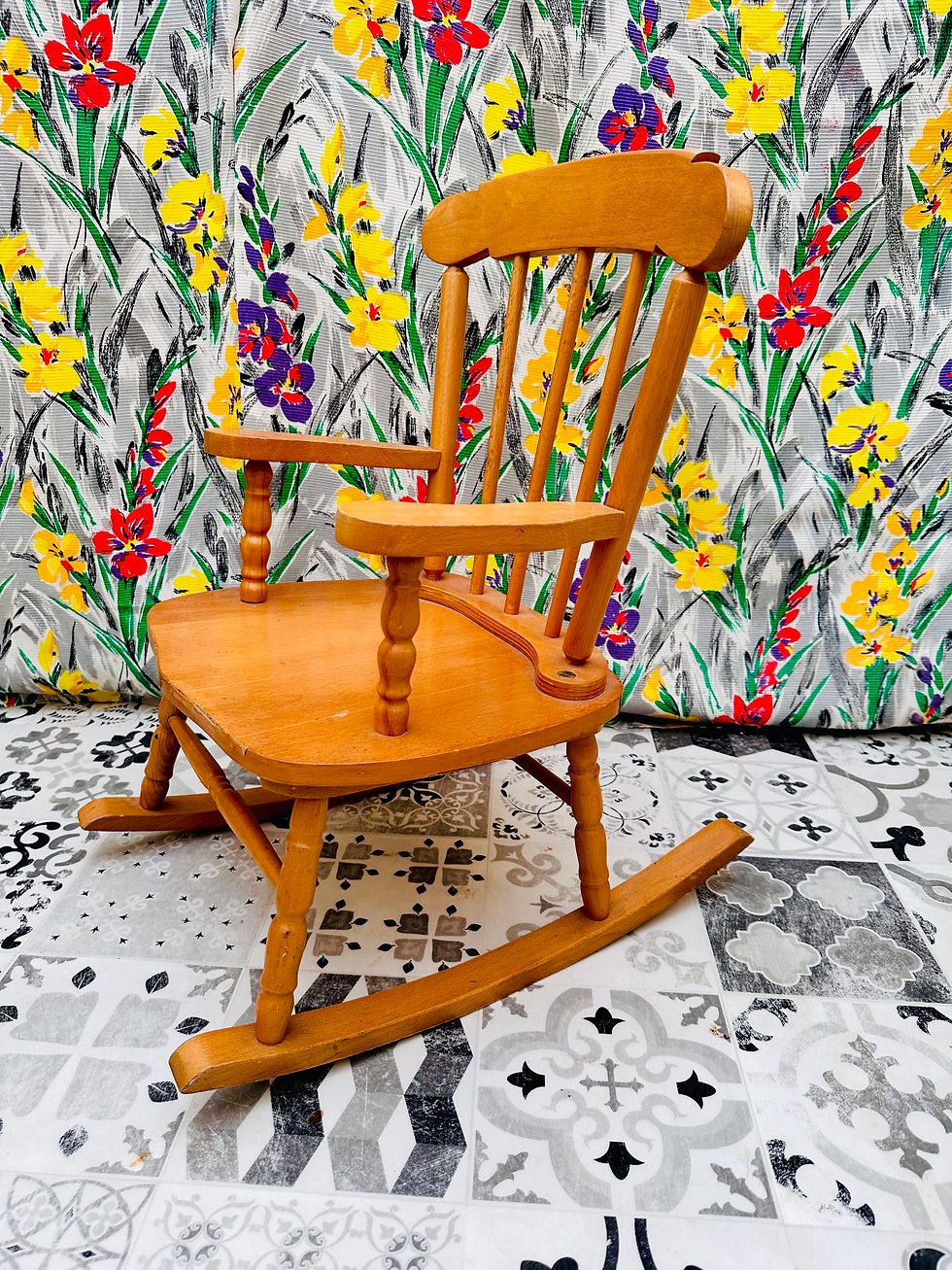 Miniature : Rocking chair rétro enfant
