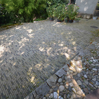 13_Platz-Mosaik.jpeg