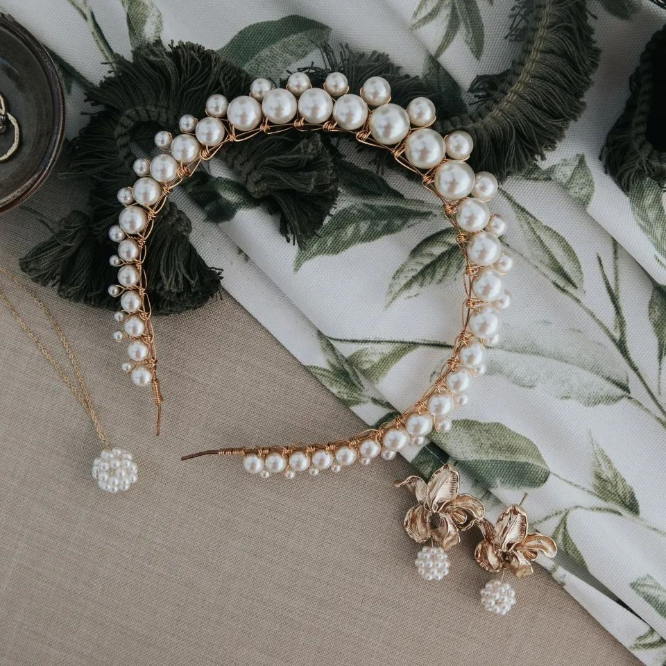 Thumbnail: Coordinating bridal jewellery with a two layer graduated crystal pearl bridal crown for the modern bride