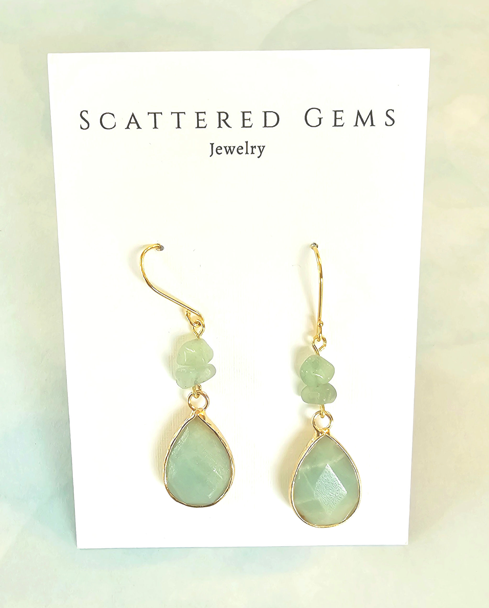 Basil  Chip Tear Drop Fishwire Earring