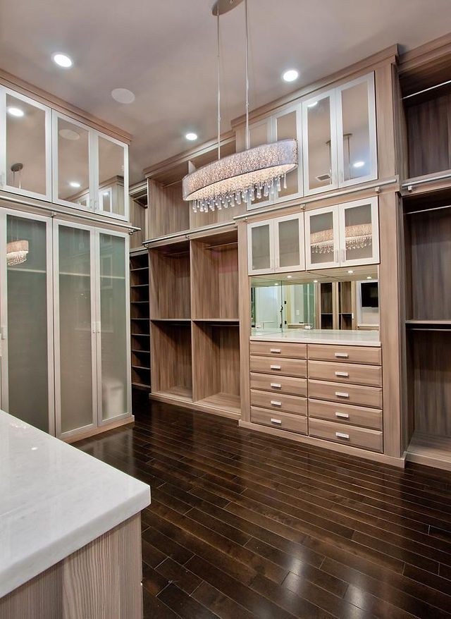 Custom closet