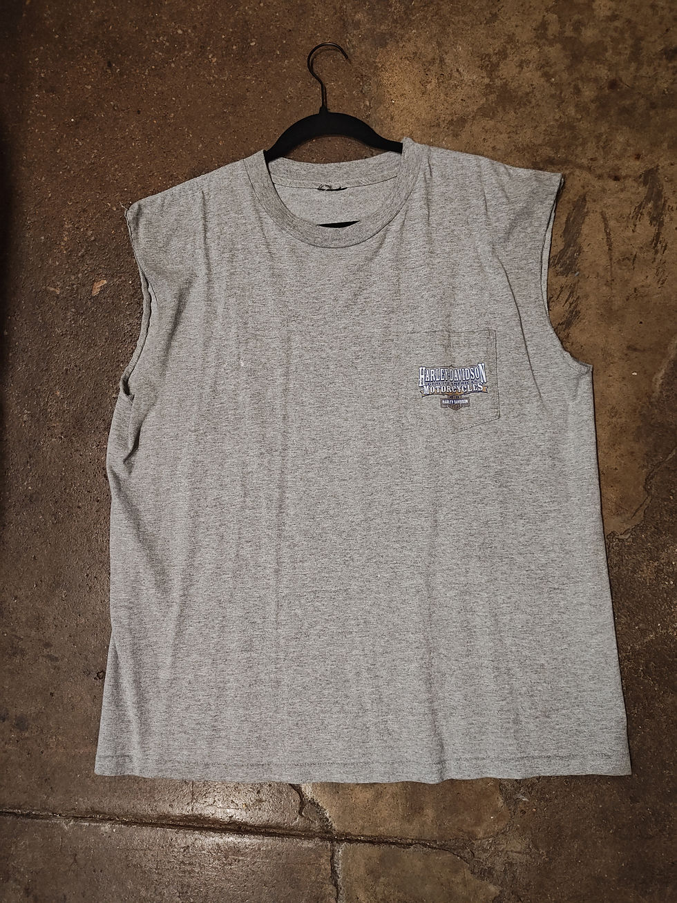 Thumbnail: XL ©2005 Sleeveless Shelton's Harley-Davidson (closed) Shirt Smithfield, NC