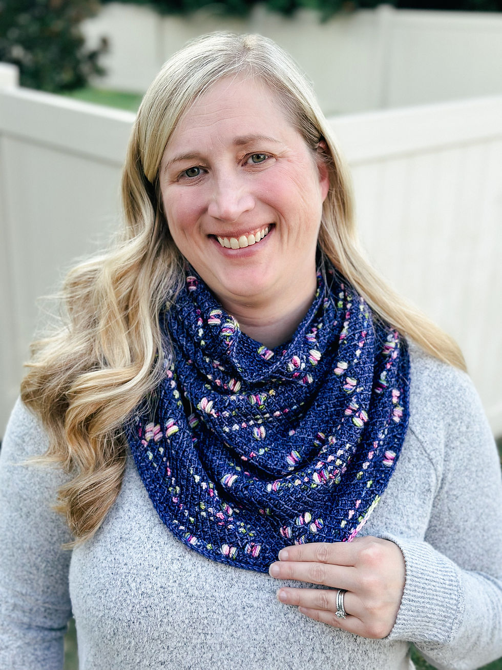 Pattern Spotlight: The Metamorphic Cowl & Scarf