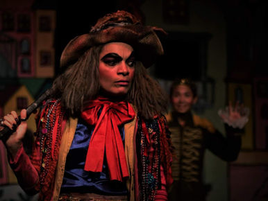 Una pócima de arte y cultura, con ‘La bruja gallito’