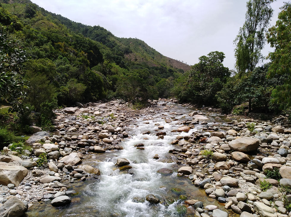 Río Guatapurí en la Sierra Nevada. Foto Sherowiya.