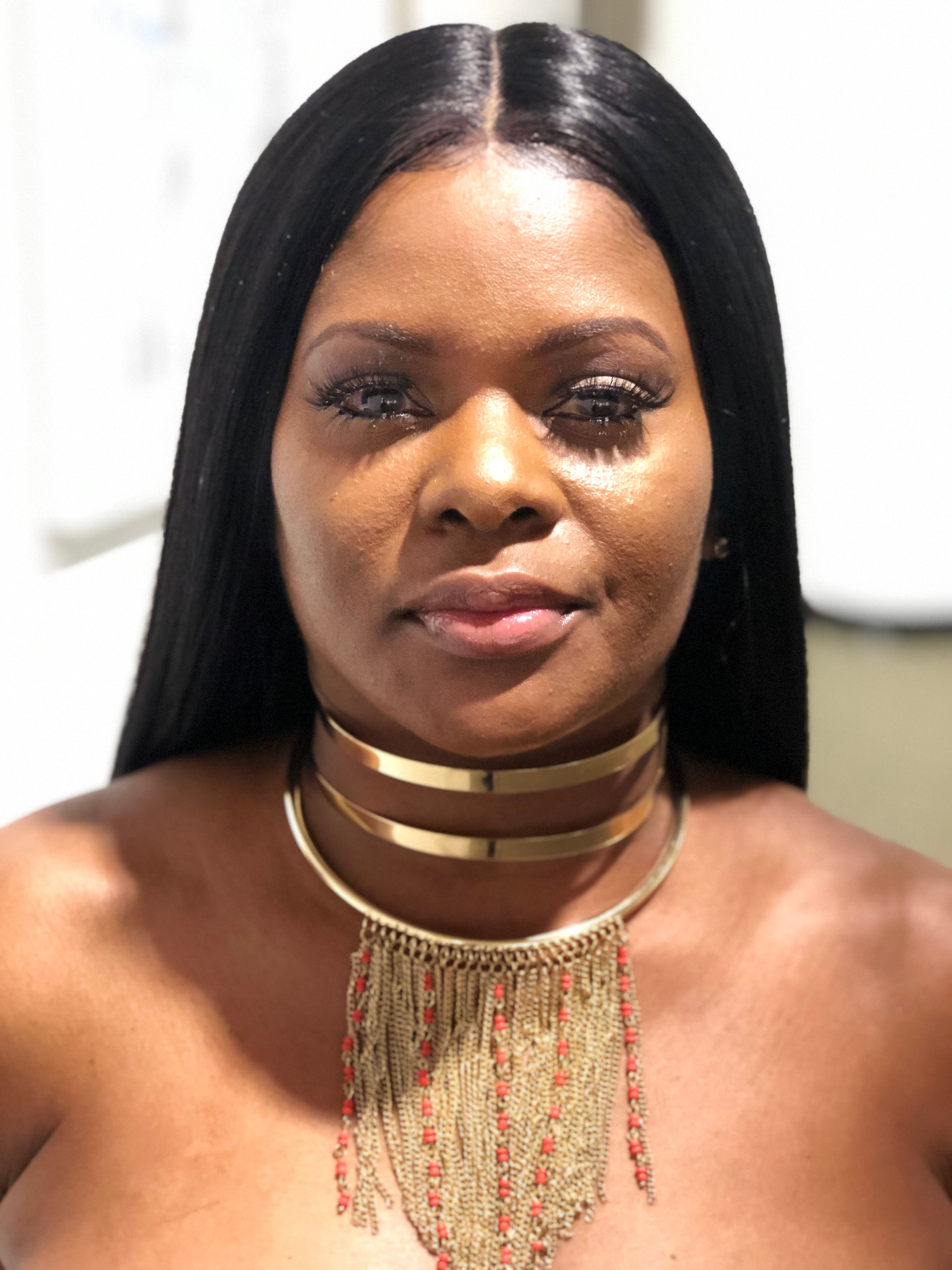 Bone Straight Blunt Bob in Jet Black