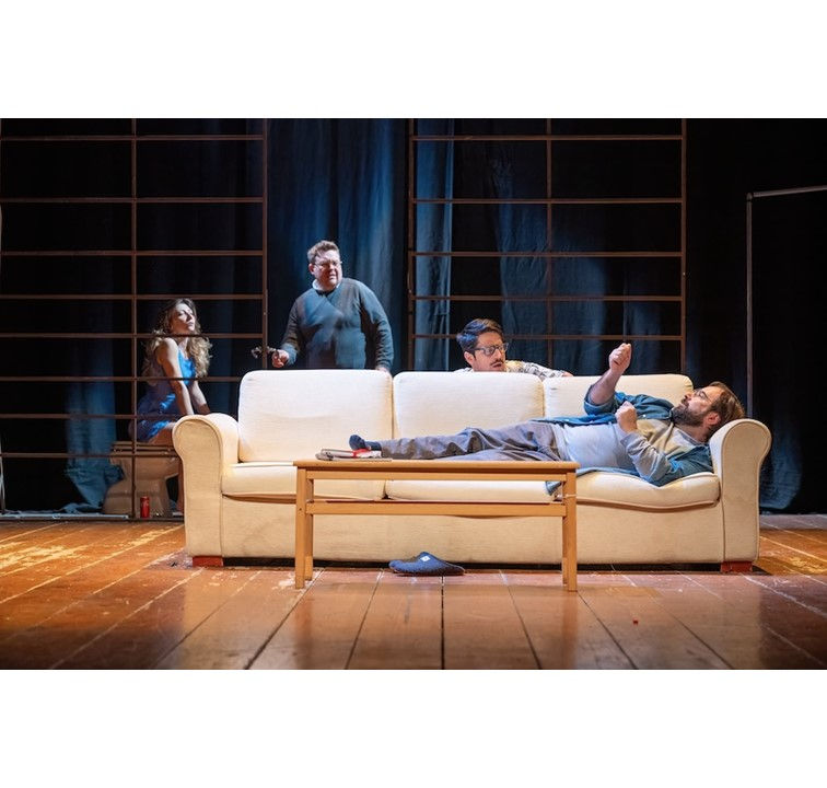 BREVE APOLOGIA DEL CAOS di Santiago Sanguinetti