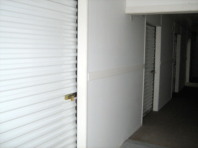 interior2.gif