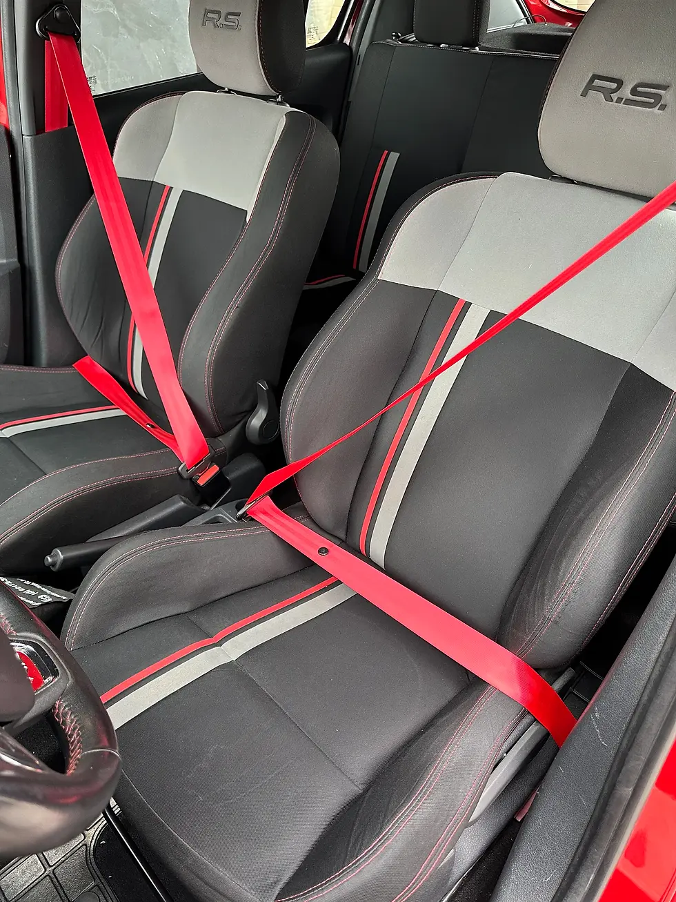 banco de couro, bancos personalizados, bancos reestilizados, bancos cruzeta