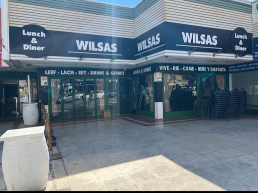 WILLEM & SASKIA GEVEN HET ROER DOOR AAN