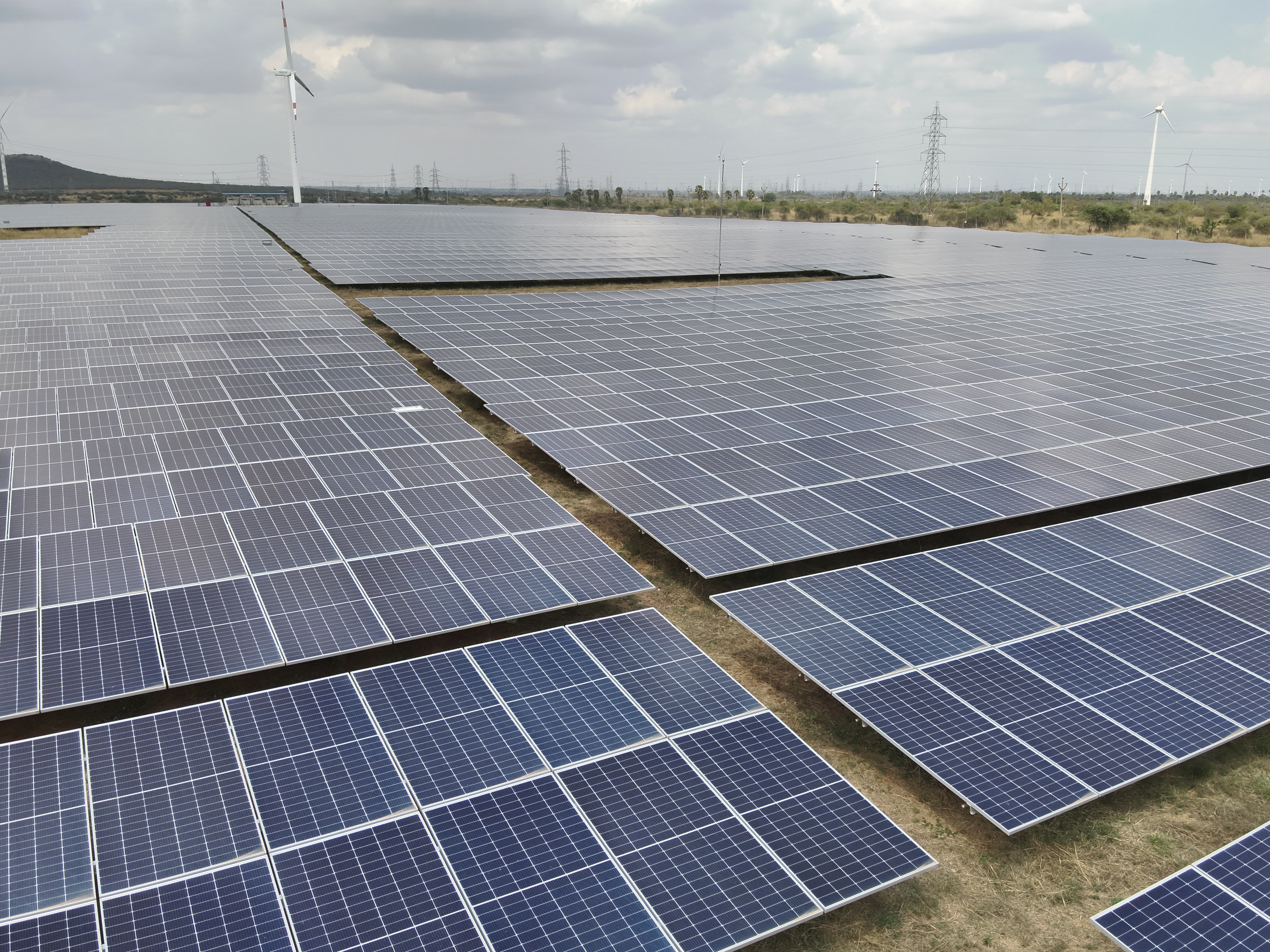 AvironiX Solar Plant and Power Line Drone Inspection Service