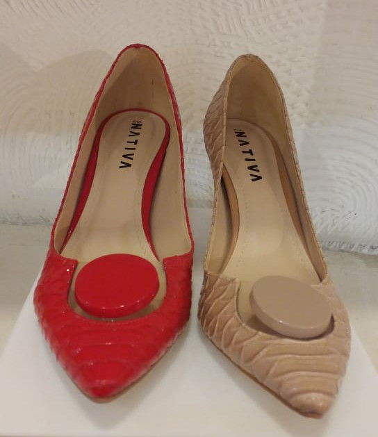 Scarpin Botão + Vinil