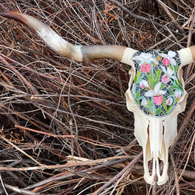 'The Lady of Slippers', Longhorn Skull