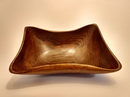 Thumbnail: Jean Gillon - Petisqueira, Jacarandá, formato orgânico. Med.:16 x 10 cm