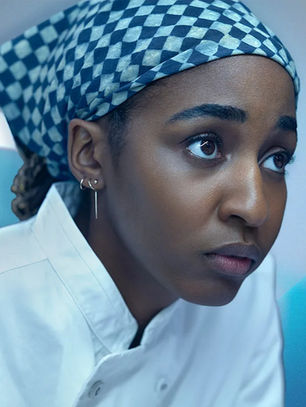 “THE BEAR’S” SYDNEY ADAMU HAS ONE OF THE MOST QUIETLY COMPELLING ARCS IN TV HISTORY