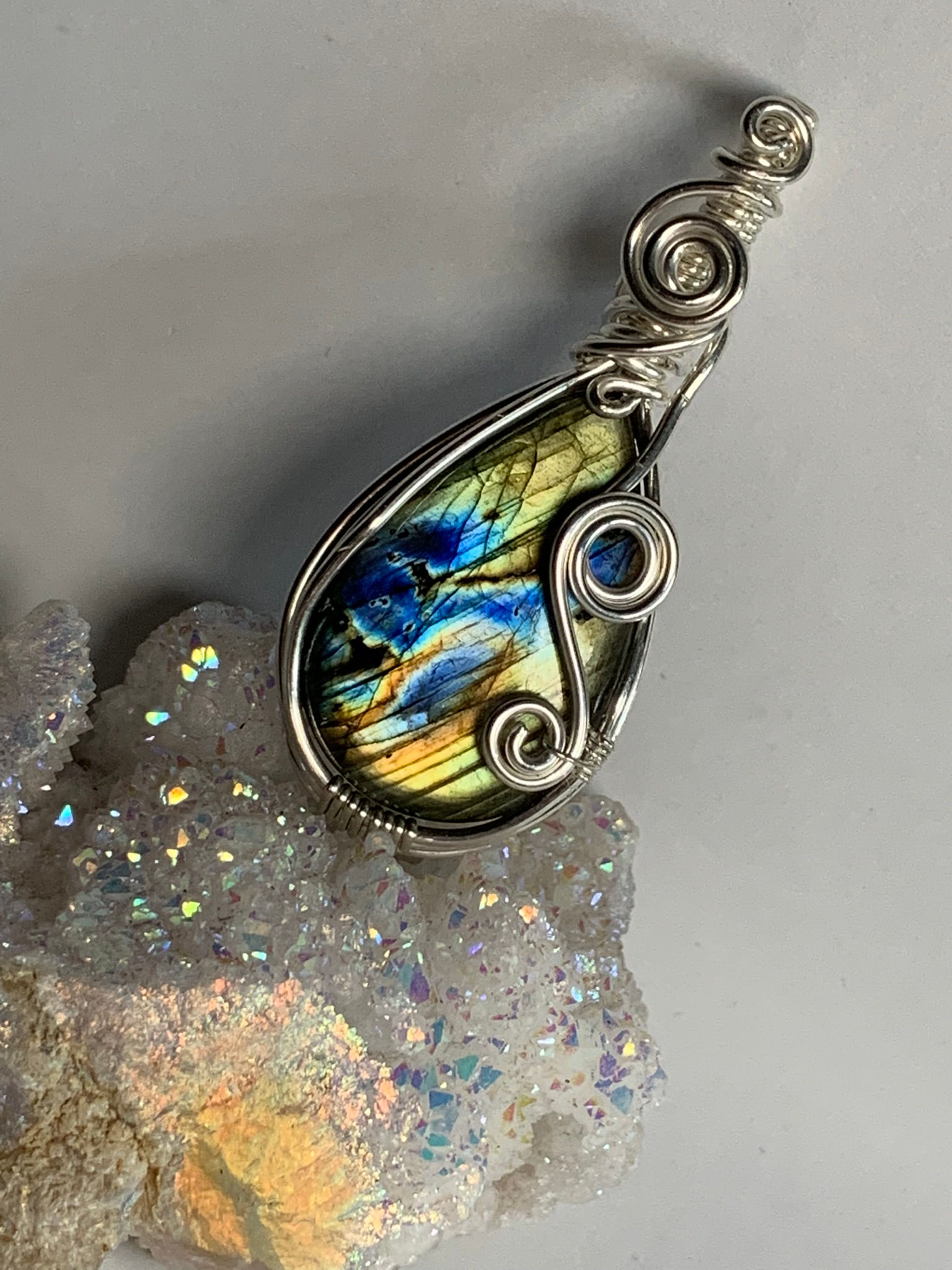 Labradorite Teardrop Swirl Pendant
