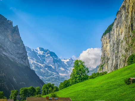 Lofty Mountains Free Screensaver  Crack Free [32|64bit] 2022 [New]