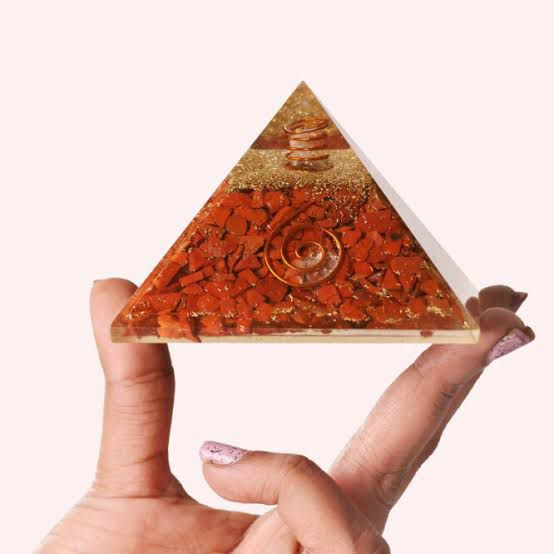 Red Jasper Pyramid (Stone of Endurance)