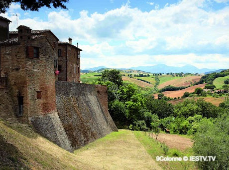 ARCEVIA - LE MARCHE DA ESPLORARE ED ASSAPORARE - NUOVA MAPPA BORGHI D’ITALIA - TURISMO DELLE RADICI