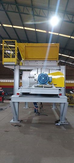 Misturador de fertilizantes - Desenvolvimento Calmontec