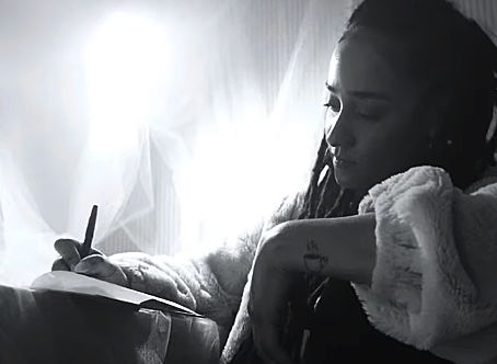 Con un poquito de Jamaica y otro de México, Alika presenta Inspírame