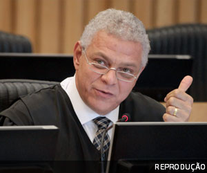 Em seu voto, o ministro Alexandre Agra Belmonte.