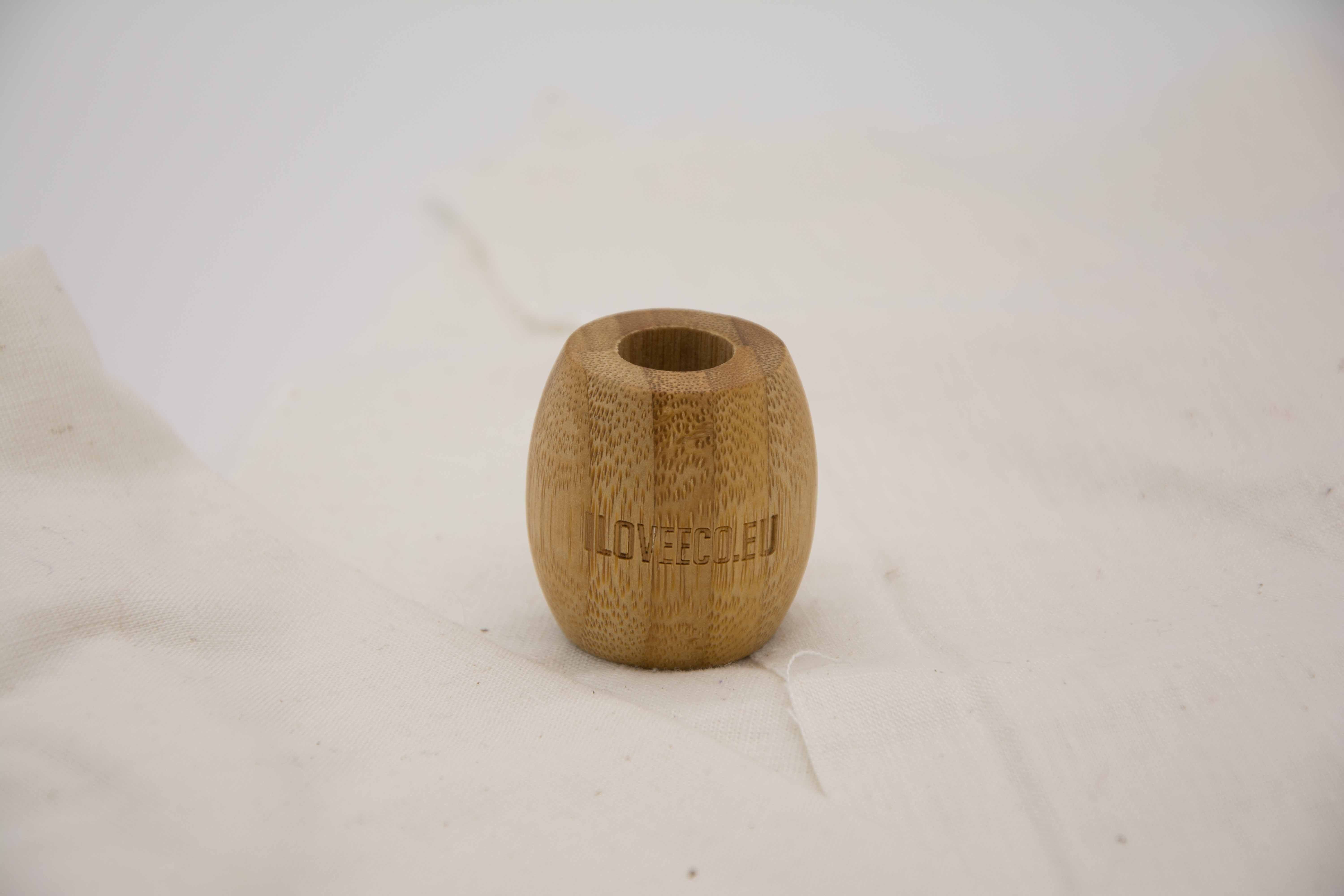 Βάση για οδοντόβουρτσα από μπαμπού