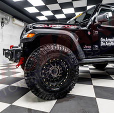 Jeep_Rubicon_2021_Black_Rhino_Wheels.JPG