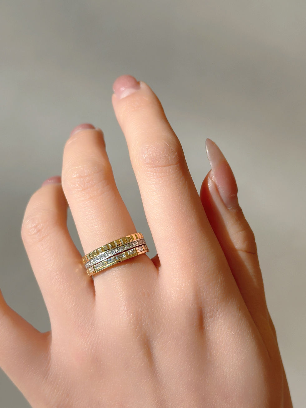 섬네일: Quatre clou de paris.