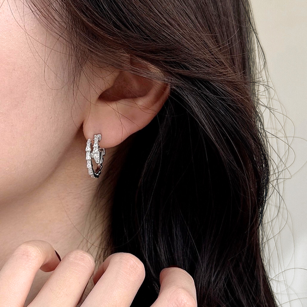 섬네일: Serpenti Viper earring. full pavé