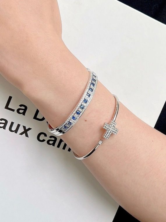 섬네일: BELLE ÉPOQUE. LAB Diamond . Sapphire