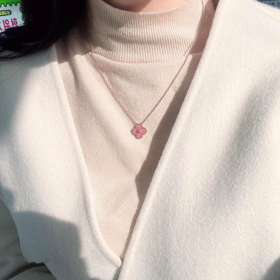 섬네일: ALHAMBRA HOLIDAY EDITION. LAB Diamond. VCA