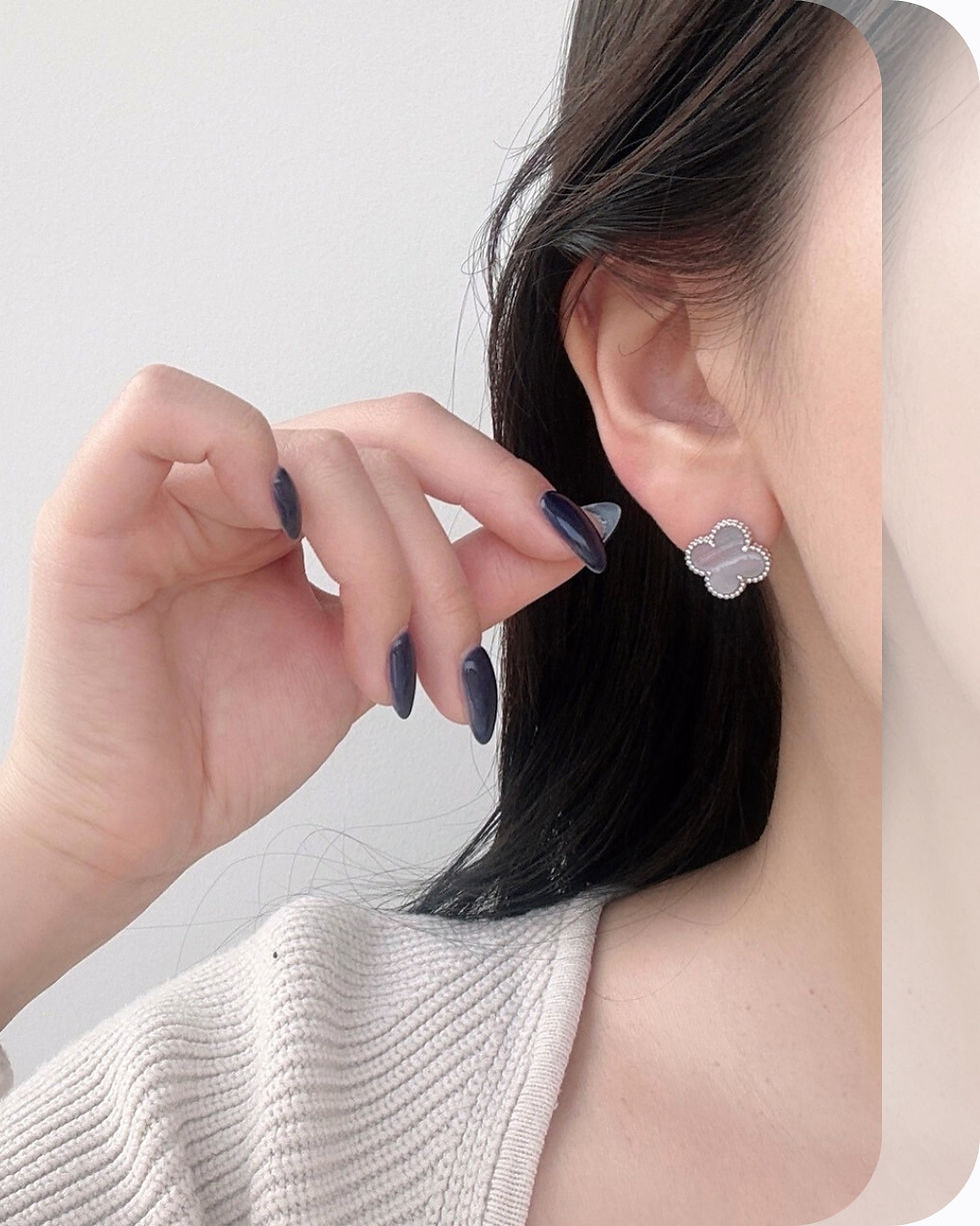 섬네일: Vintage Alhambra Chalcedony.