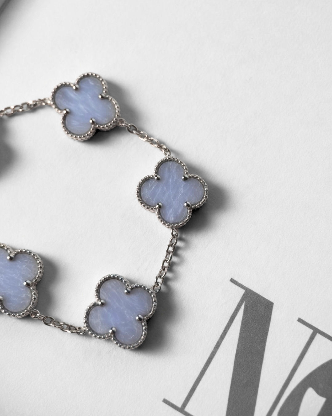Vintage Alhambra 5Motif Chalcedony.