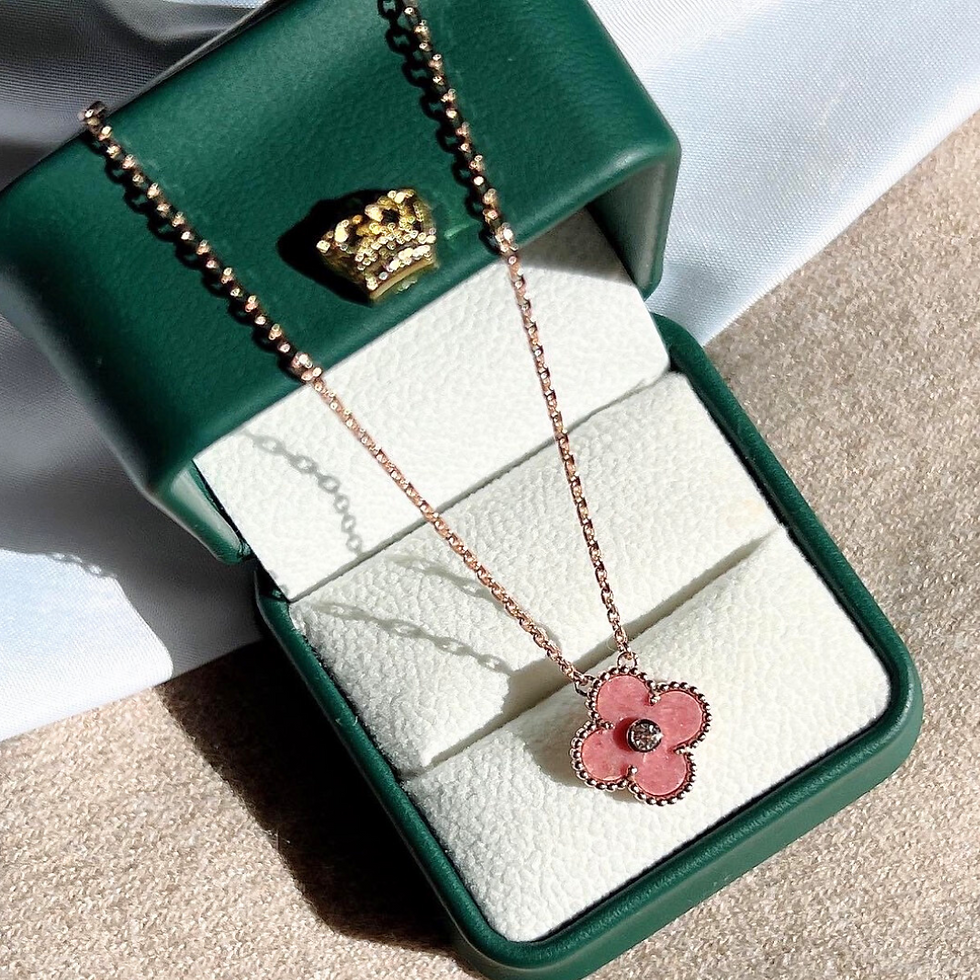 섬네일: ALHAMBRA HOLIDAY EDITION. LAB Diamond. VCA