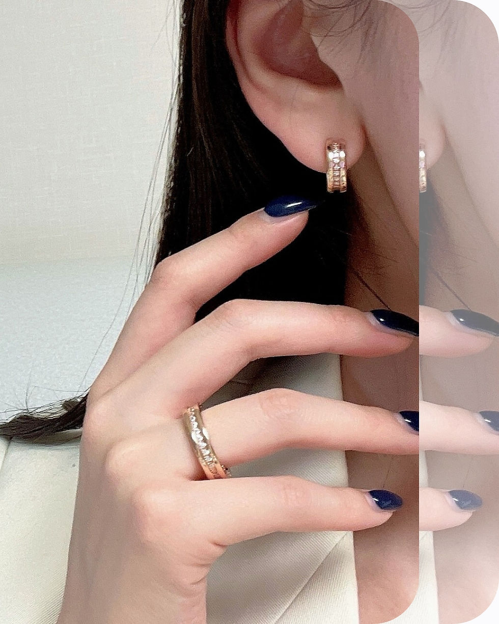 섬네일: B.zero1 Classic hoop Earring. LAB Diamond