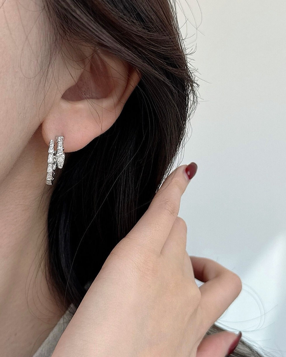 섬네일: Serpenti Viper earring. full pavé
