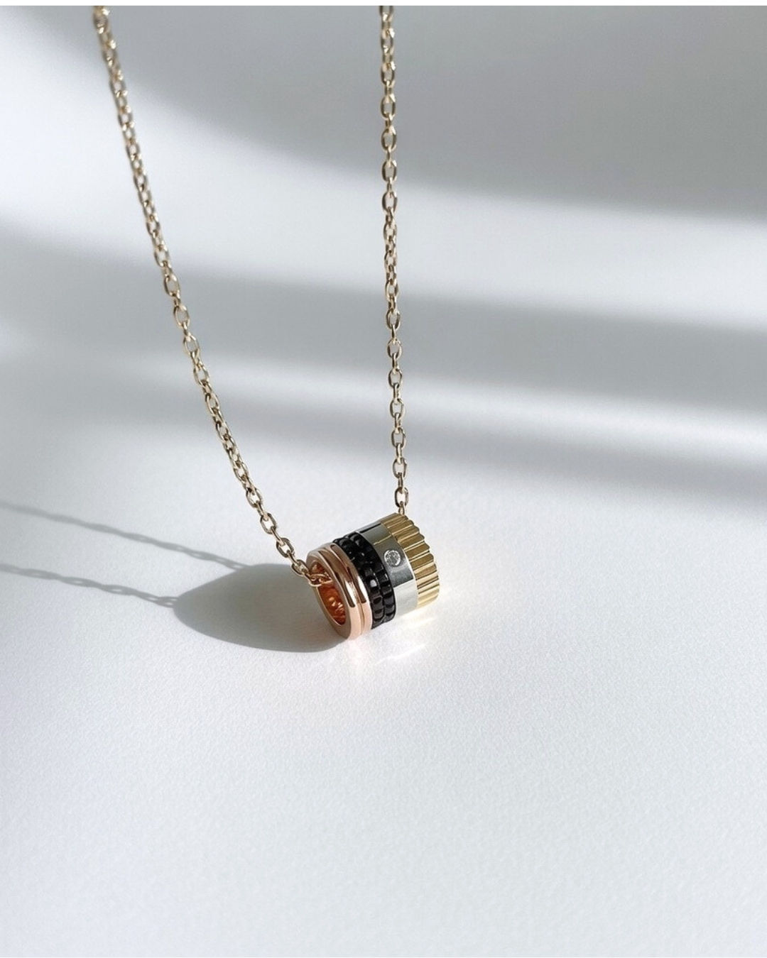 Quatre Classique mini ring pendant. LAB Diamond