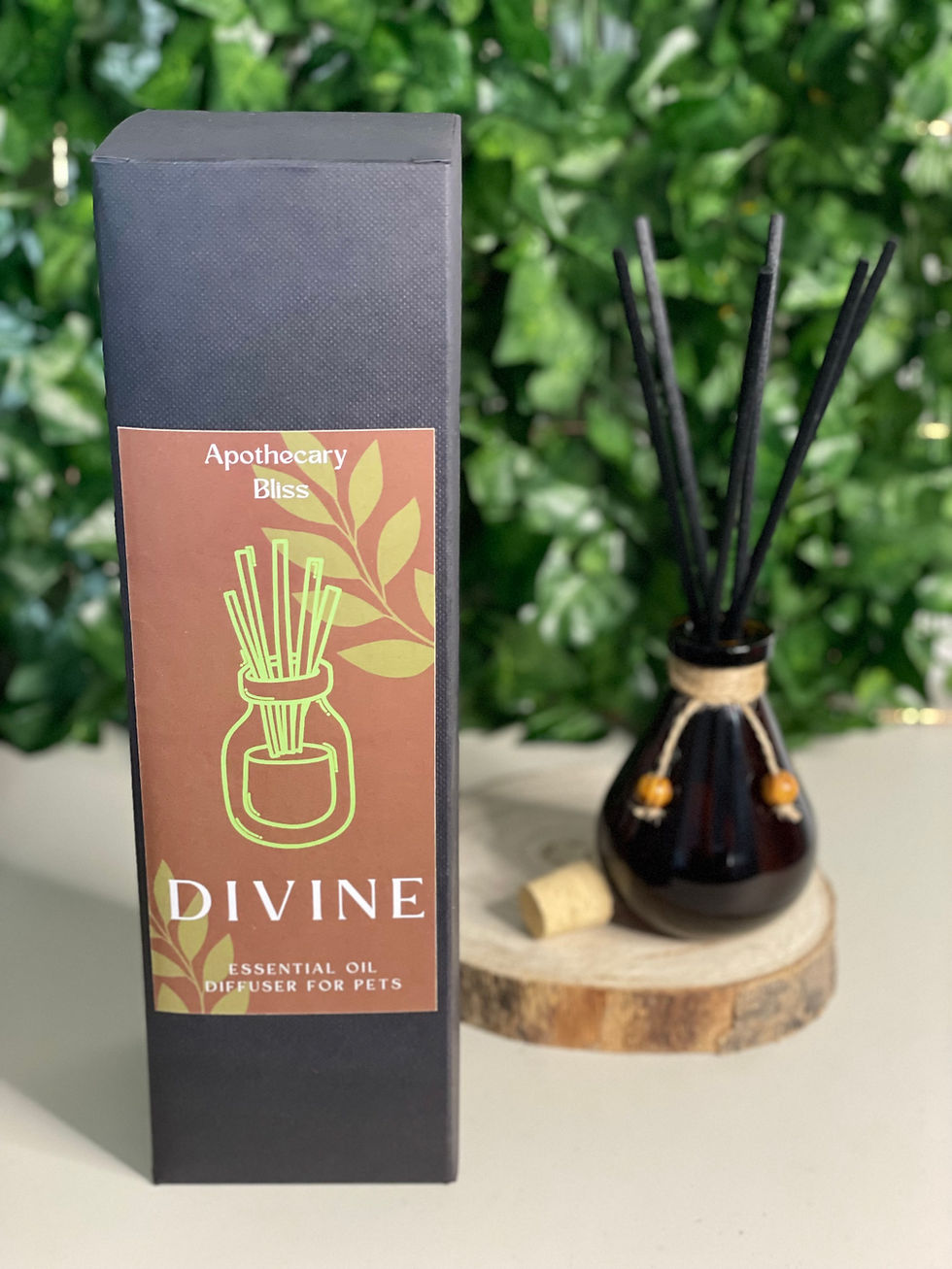 Divine pet friendly reed diffuser packaging
