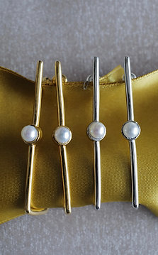 Pearl square hoop earrings