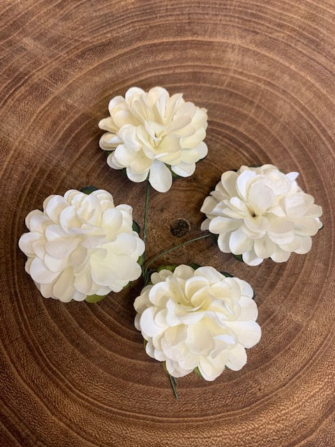 Thumbnail: Paper flowers for crafts