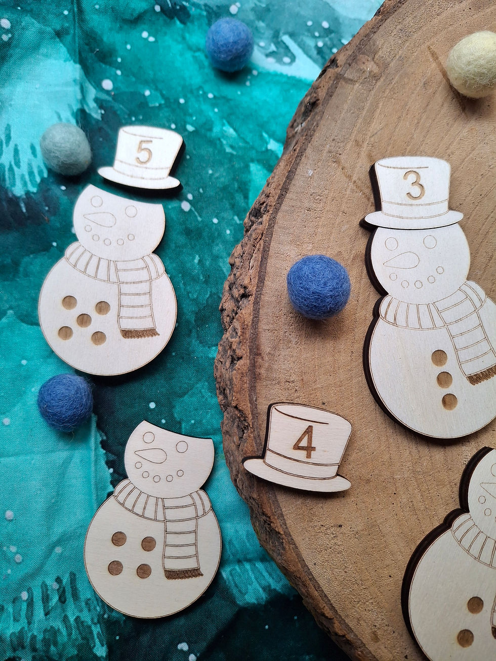 Thumbnail: Wooden counting snowmen- learning resource- early maths 