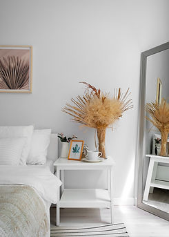 arreglo-de-cama-con-sabanas-frescas (2)_edited.jpg