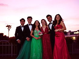 group of friends going to prom_edited.jpg