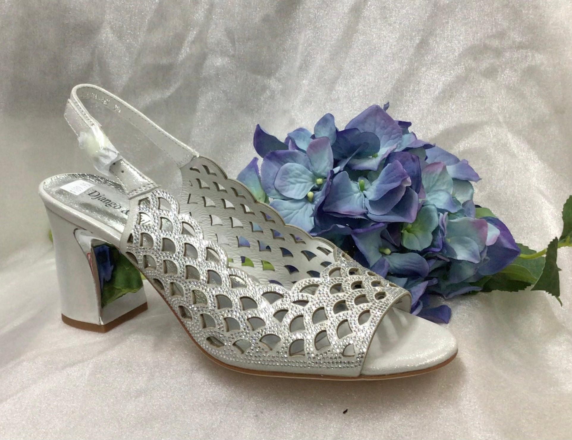 Django and Juliette - Kruby (Silver Shimmer)