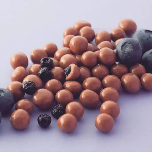 Thumbnail: ROYCE' Blueberry Chocolate