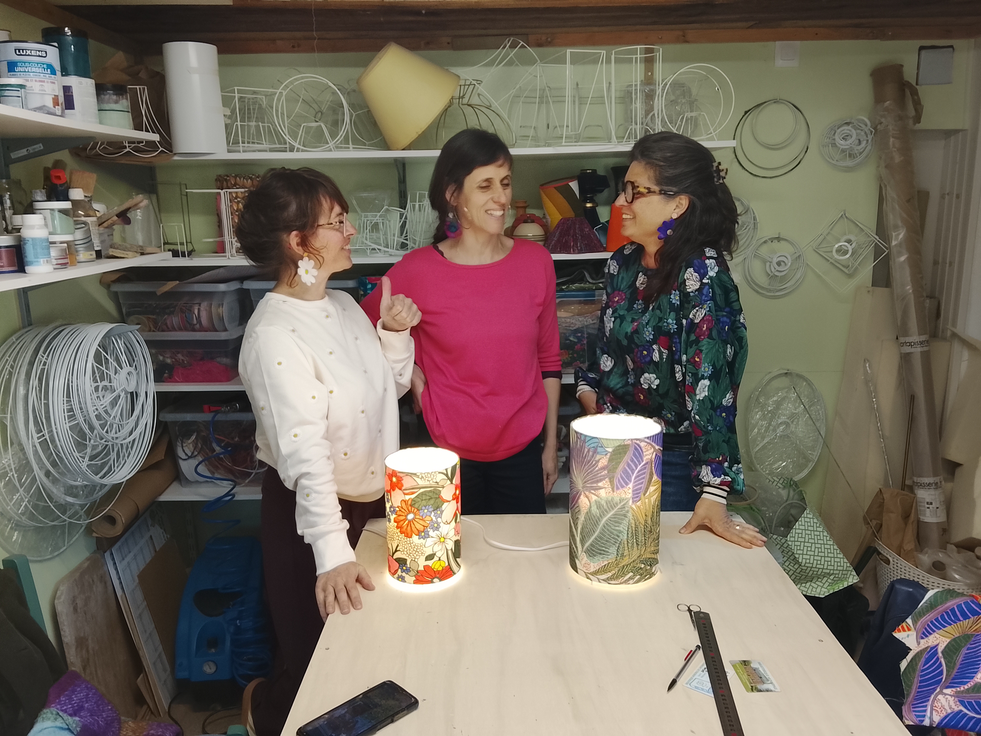 Partage et création d’abat-jour à l’atelier