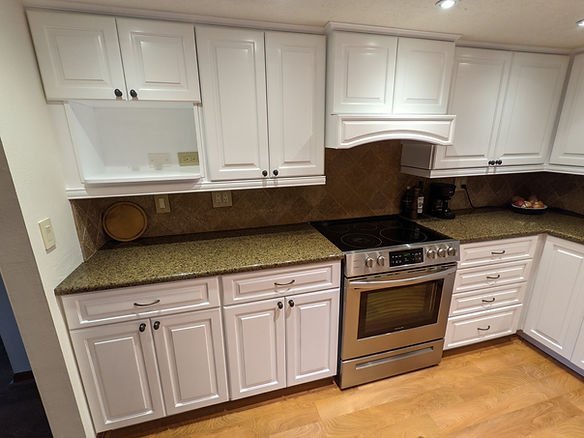 countryside-decorating-cabinet-painting