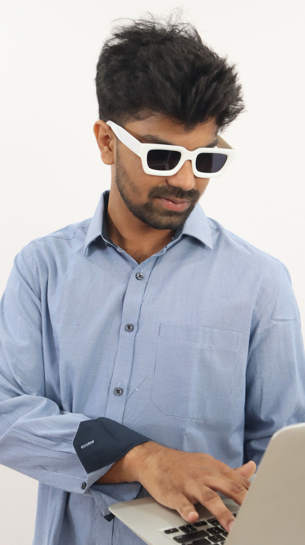 🌟 Tiny Marvels: Pearl Essence - Elegant Pearl White Marvels by OwlEyes 🕶️