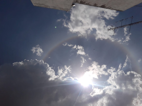 Halo é Fenómeno óptico, onde foi visto por muitas pessoas em Cedro-CE e cidades vizinhas .